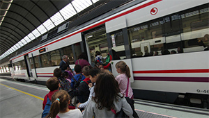 Renfe renueva la oferta de descuentos para los viajes escolares entre Andaluca y Madrid