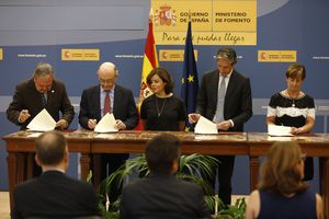 Fomento, Hacienda y el Gobierno vasco firman el convenio para la construccin de la variante sur de Bilbao
