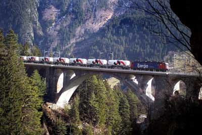 La divisin de mercancas de los Ferrocarriles Suizos se convierte en sociedad autnoma