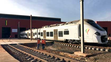 Presentado el primer Coradia Polyvalent de Alstom para Senegal