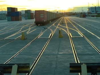 El Puerto de Valencia crea su propio servicio ferroviario