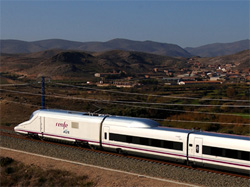 Refuerzo de los trenes AVE y Media Distancia por la feria de Albacete